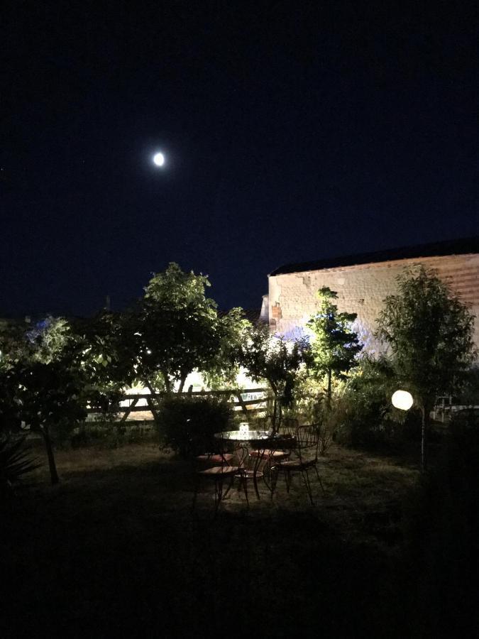 Posada Real Del Buen Camino Villanueva de Campeán Kültér fotó