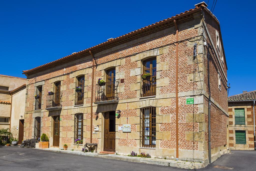 Posada Real Del Buen Camino Villanueva de Campeán Kültér fotó